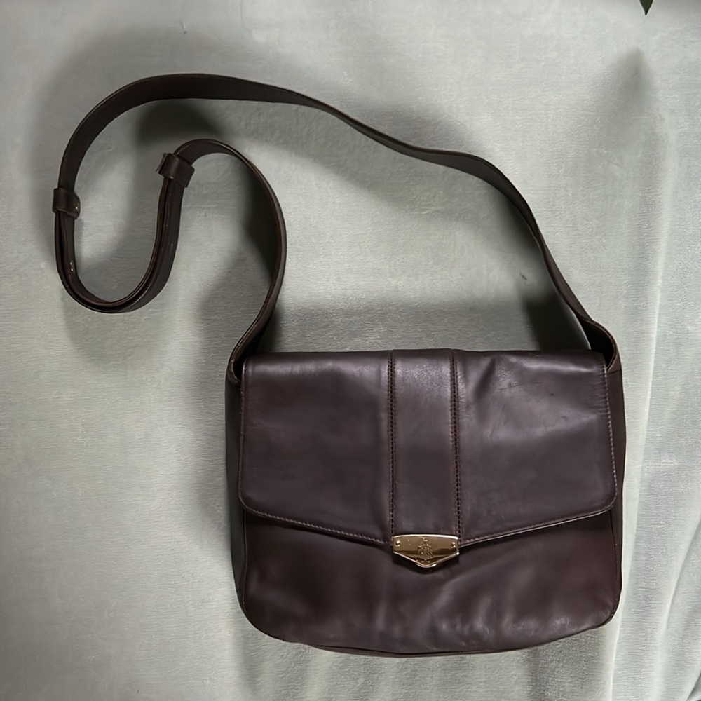 Beautiful Mark Cross shoulder bag